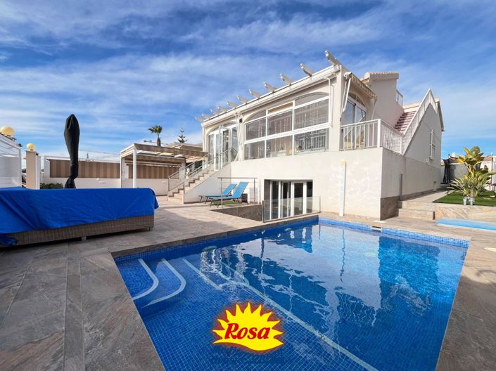 Image No.42-3 Bed Chalet for sale