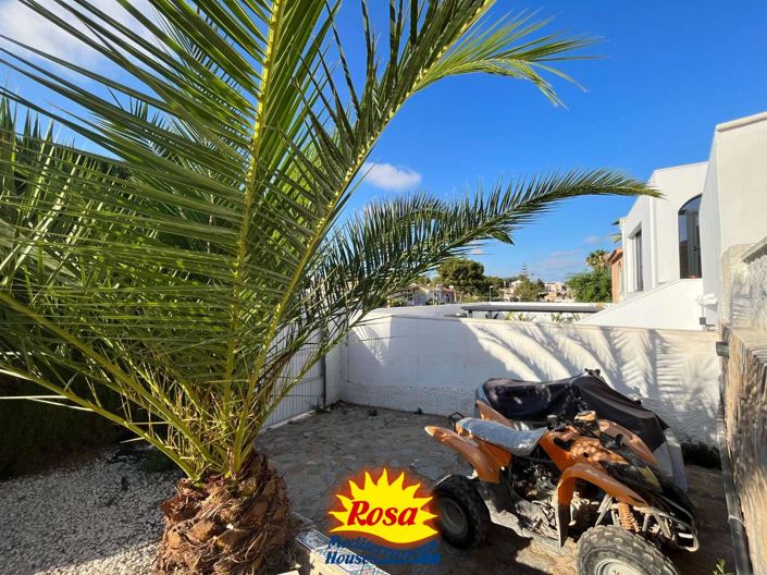 Image No.5-2 Bed Chalet for sale