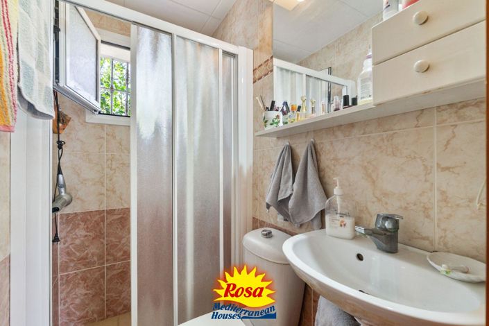 Image No.7-3 Bed Villa for sale