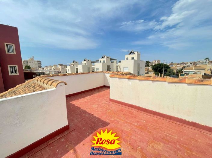 Image No.18-3 Bed Chalet for sale