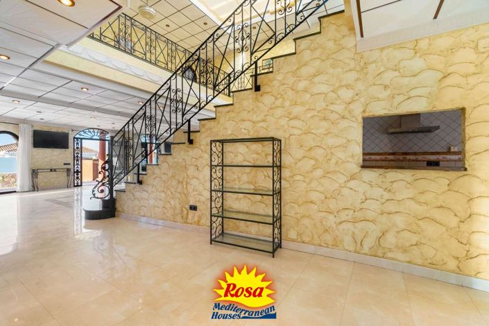 Image No.15-4 Bed Villa for sale