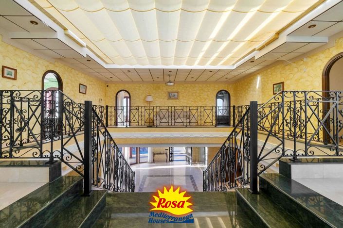 Image No.20-4 Bed Villa for sale