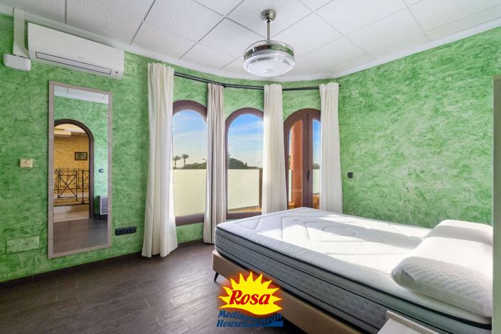 Image No.28-4 Bed Villa for sale