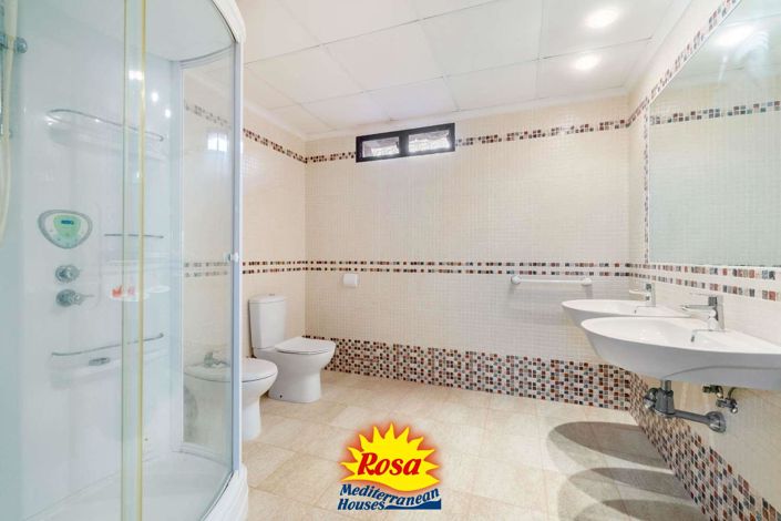 Image No.31-4 Bed Villa for sale