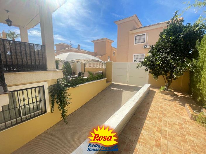 Image No.6-3 Bed Chalet for sale