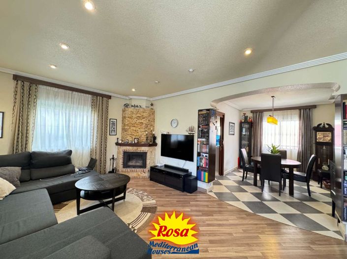 Image No.7-3 Bed Chalet for sale