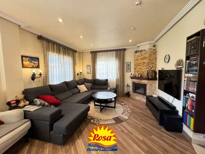 Image No.8-3 Bed Chalet for sale