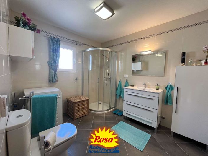 Image No.13-2 Bed Chalet for sale