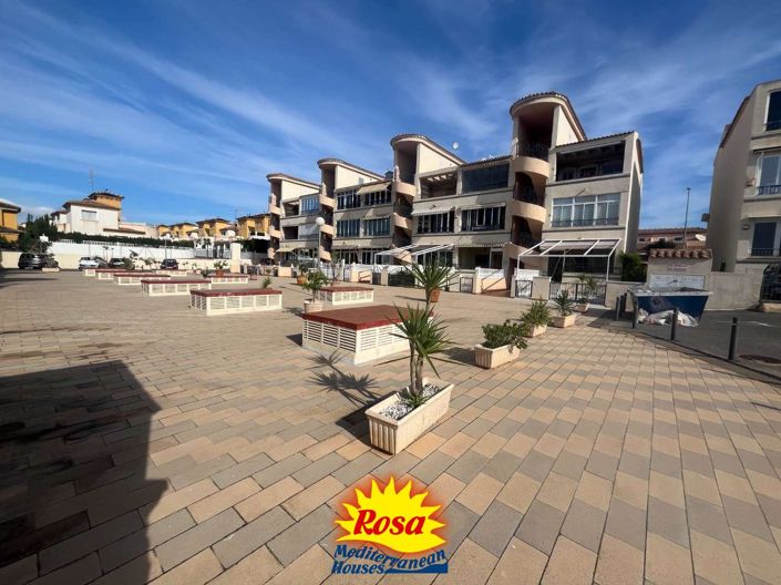 Image No.17-2 Bed Apartment for sale