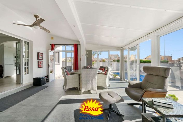 Image No.12-5 Bed Villa for sale