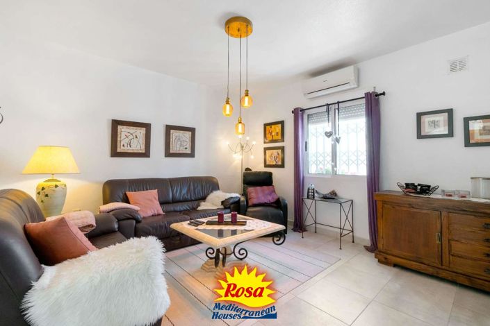 Image No.21-5 Bed Villa for sale