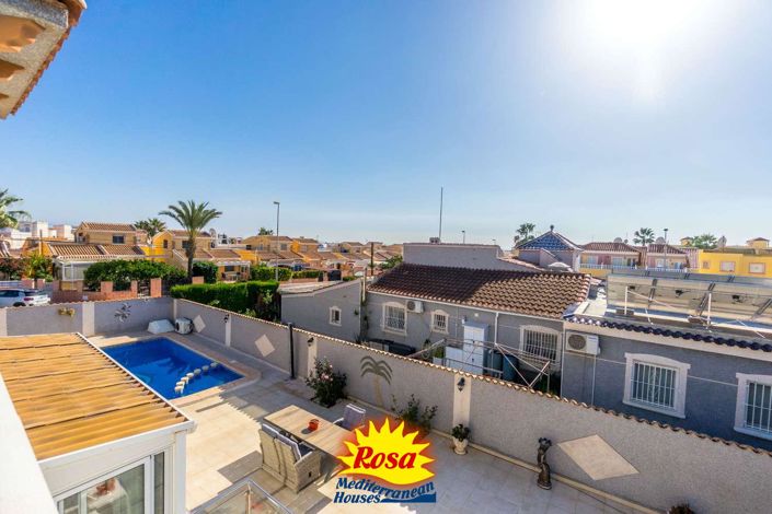 Image No.35-5 Bed Villa for sale