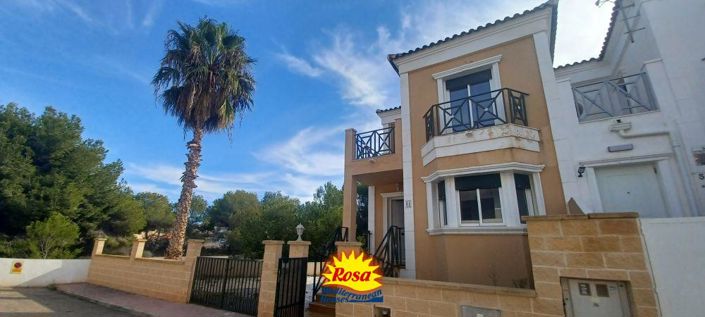 Image No.1-3 Bed Chalet for sale