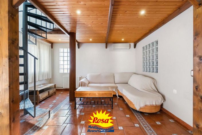 Image No.14-4 Bed Villa for sale