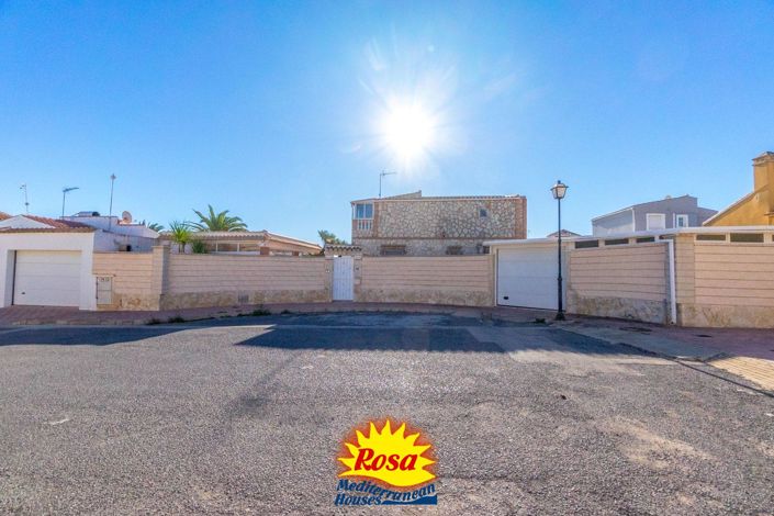 Image No.37-4 Bed Villa for sale