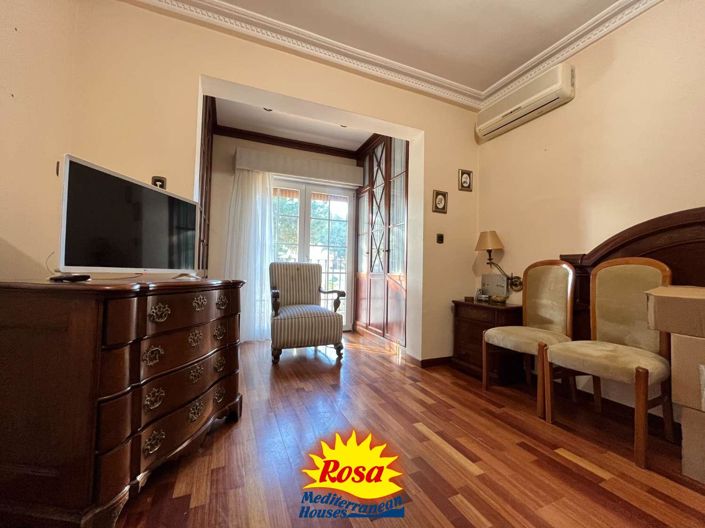 Image No.20-6 Bed Villa for sale