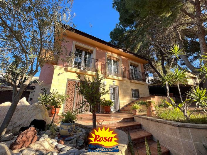 Image No.39-6 Bed Villa for sale