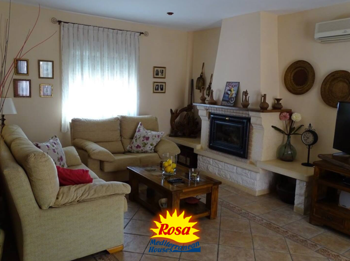 Image No.20-3 Bed Villa for sale