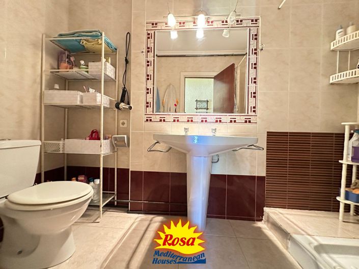 Image No.13-3 Bed Villa for sale