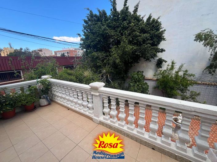 Image No.18-4 Bed Chalet for sale