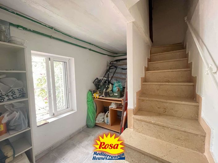 Image No.24-4 Bed Chalet for sale