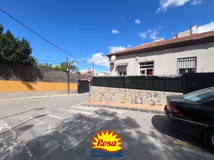 Image No.3-4 Bed Chalet for sale