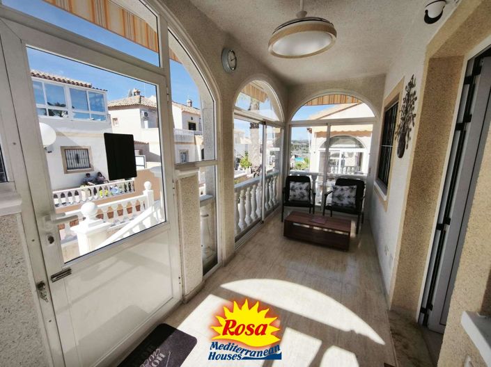 Image No.3-Chalet de 2 chambres à vendre à Orihuela Costa