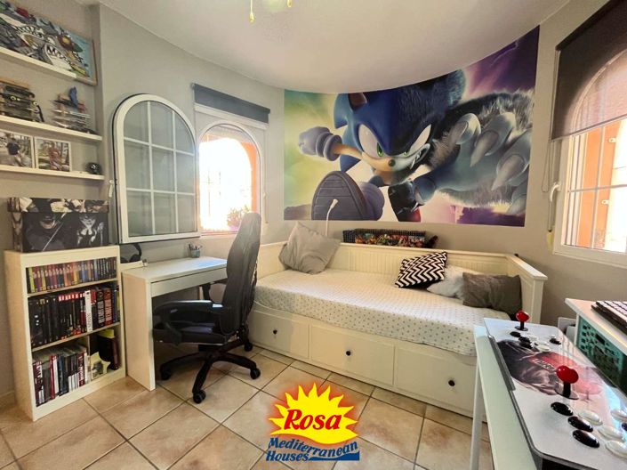 Image No.14-3 Bed Chalet for sale