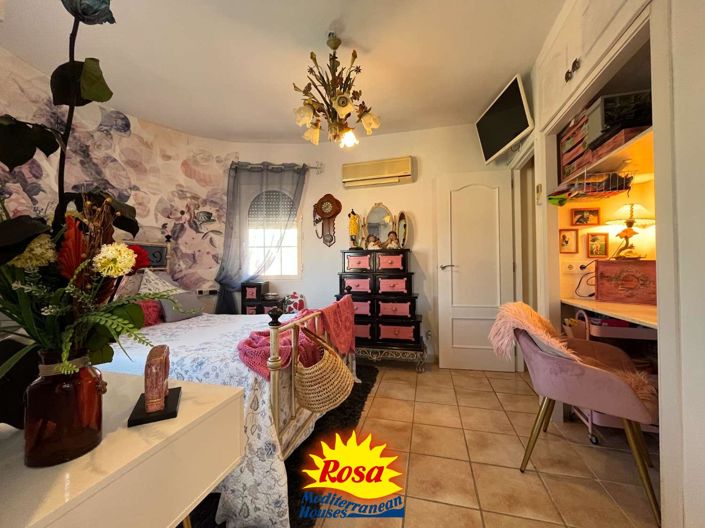 Image No.16-3 Bed Chalet for sale