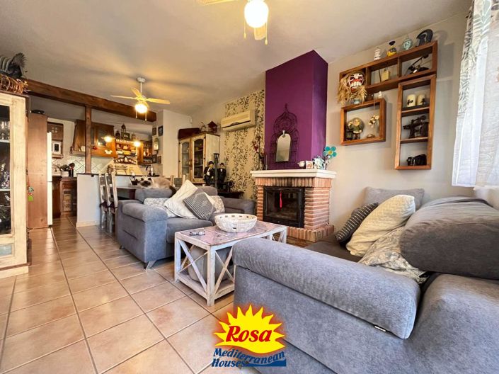 Image No.5-3 Bed Chalet for sale