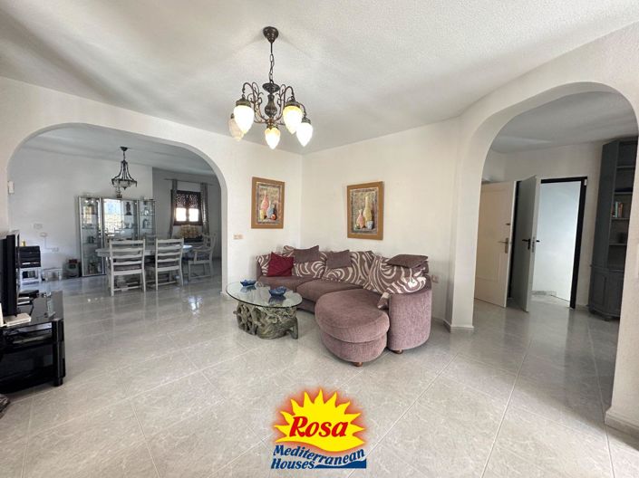 Image No.17-6 Bed Villa for sale