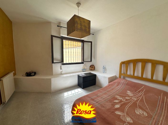 Image No.24-6 Bed Villa for sale