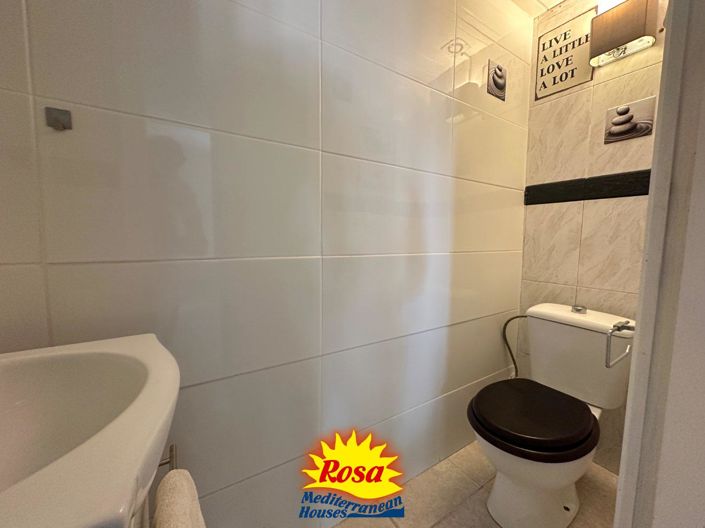 Image No.26-6 Bed Villa for sale