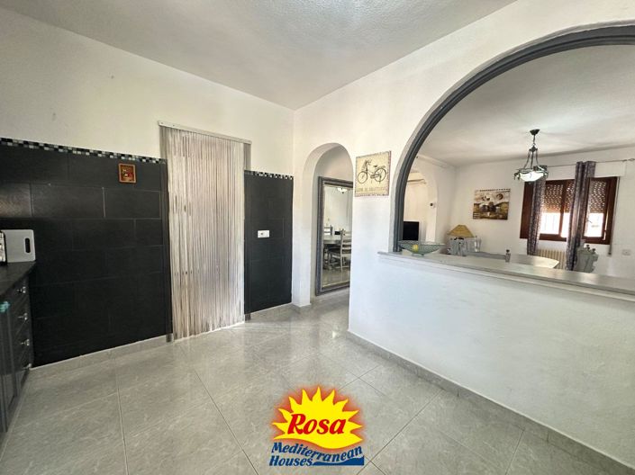 Image No.27-6 Bed Villa for sale