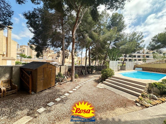 Image No.4-6 Bed Villa for sale