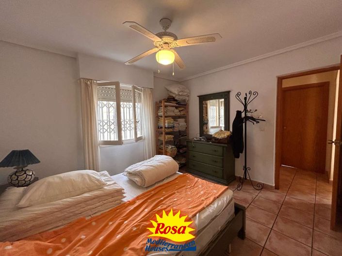 Image No.19-4 Bed Chalet for sale