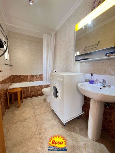 Image No.22-3 Bed Property for sale