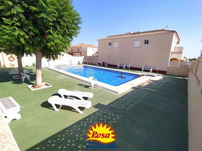 Image No.28-3 Bed Property for sale