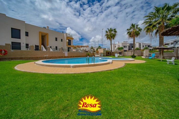 Image No.18-3 Bed Property for sale