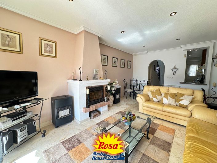 Image No.8-3 Bed Property for sale