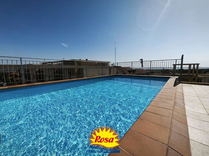 Image No.16-2 Bed Apartment for sale