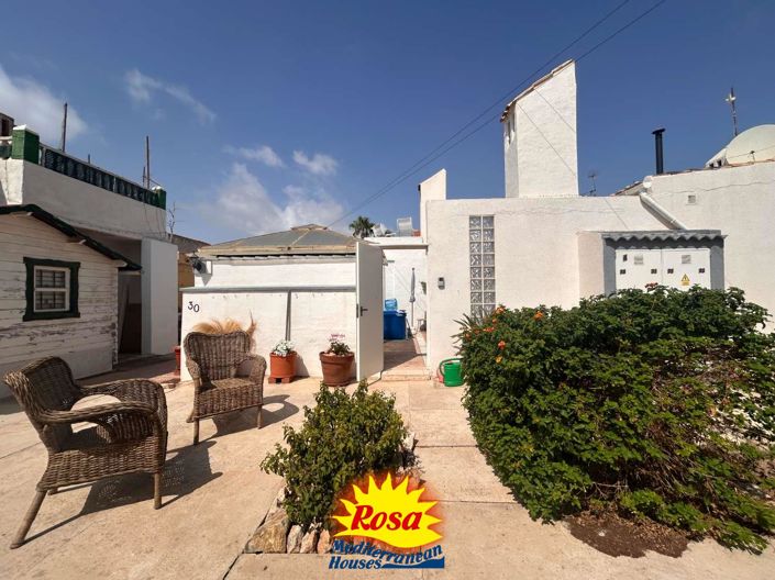 Image No.25-2 Bed Bungalow for sale