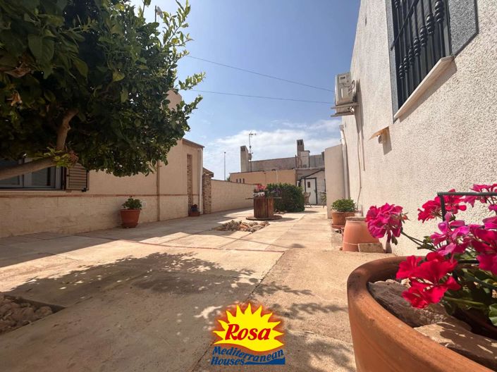 Image No.27-2 Bed Bungalow for sale