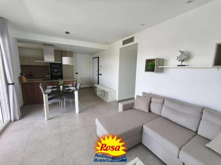 Image No.4-2 Bed Property for sale