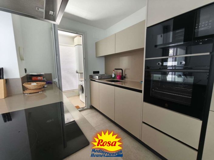 Image No.7-2 Bed Property for sale