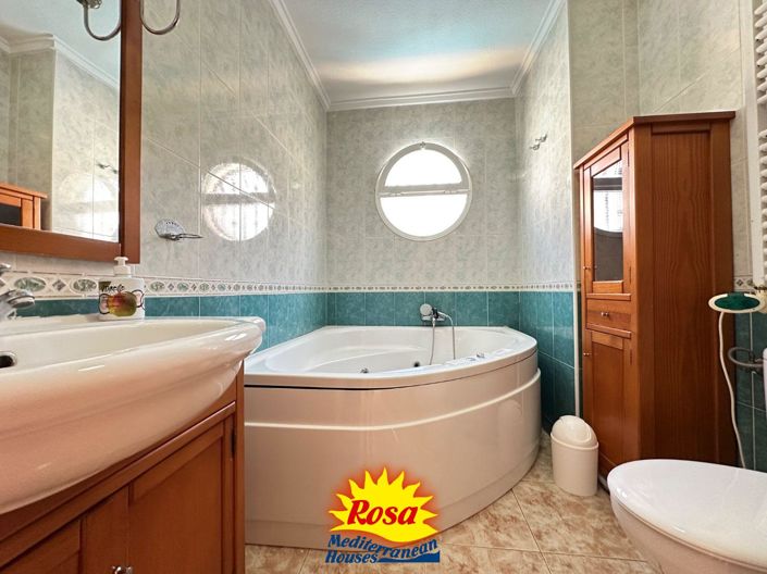 Image No.8-3 Bed Duplex for sale