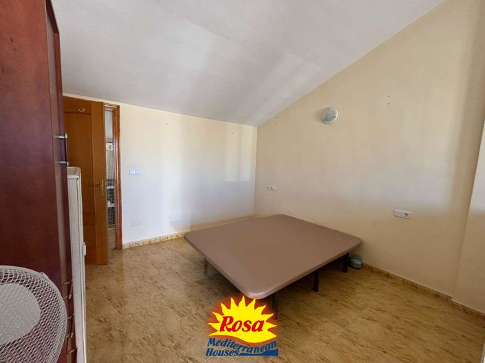 Image No.17-3 Bed Duplex for sale