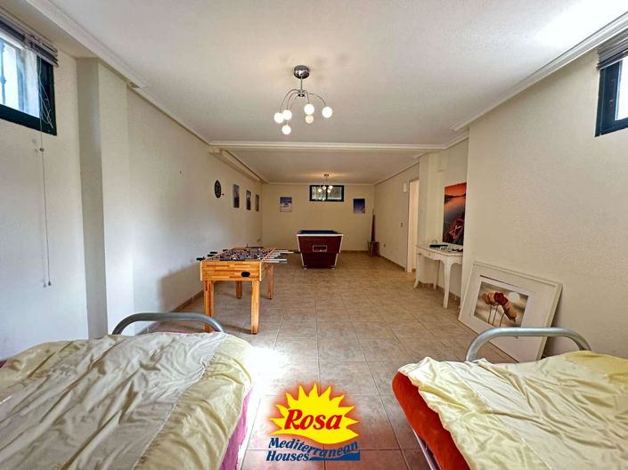 Image No.24-3 Bed Chalet for sale