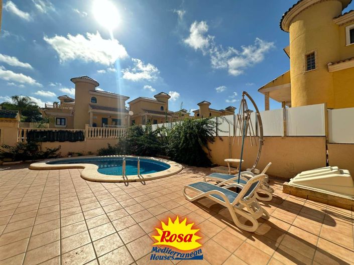 Image No.5-3 Bed Chalet for sale