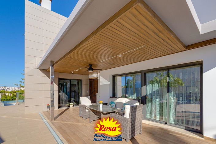 Image No.11-3 Bed Villa for sale